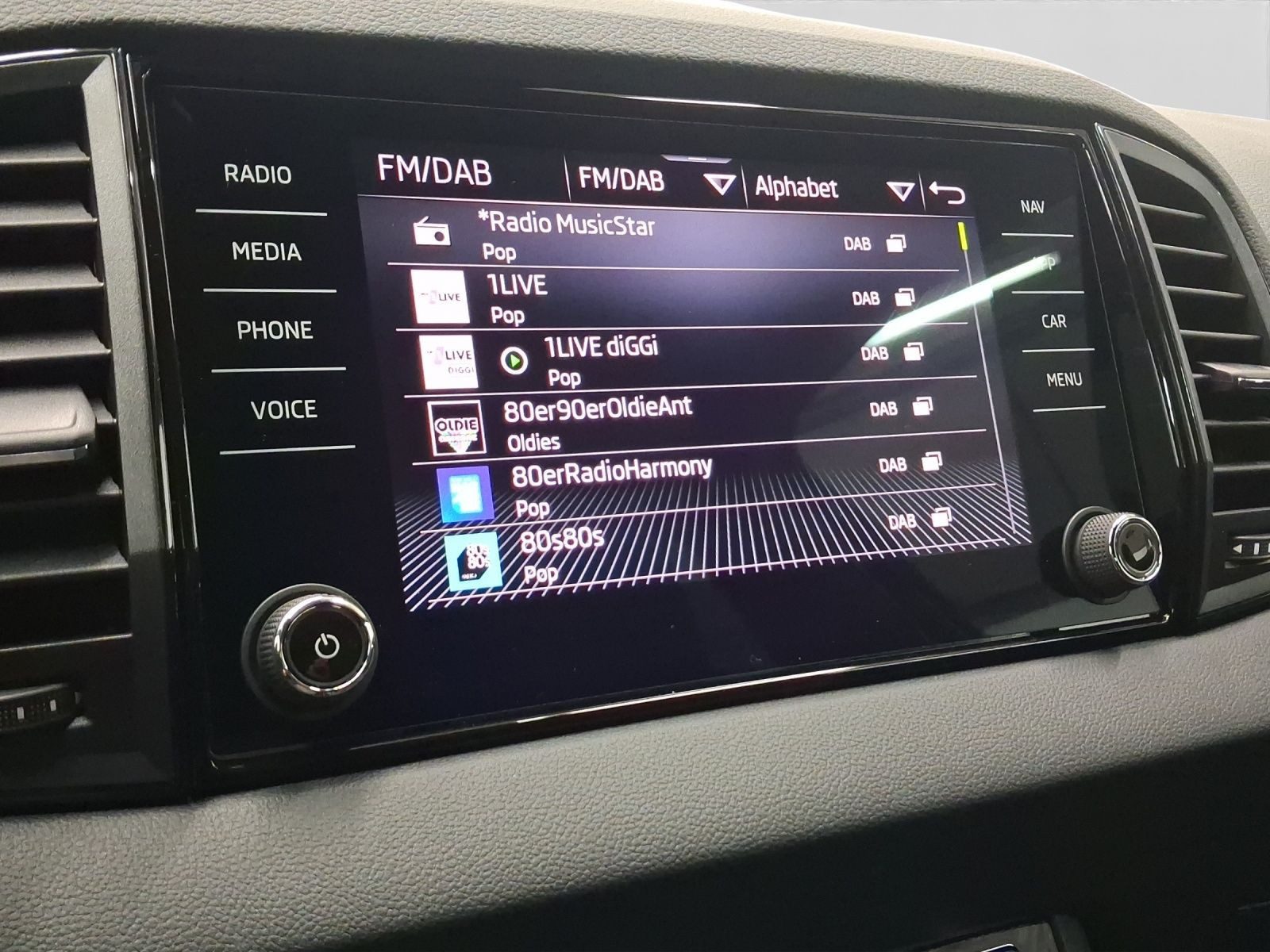 Skoda Karoq – Bild 14