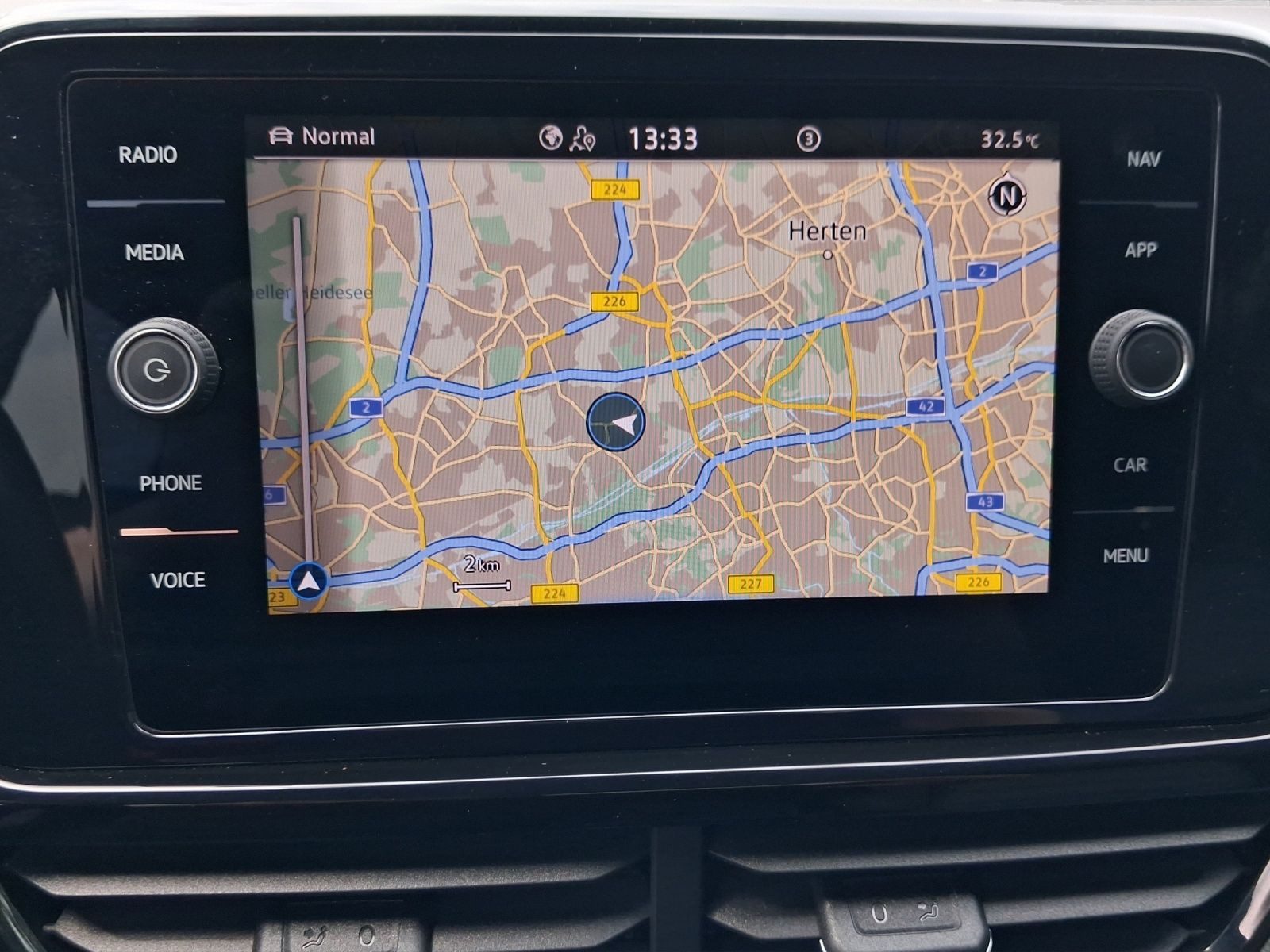 Volkswagen T-Roc – Bild 12