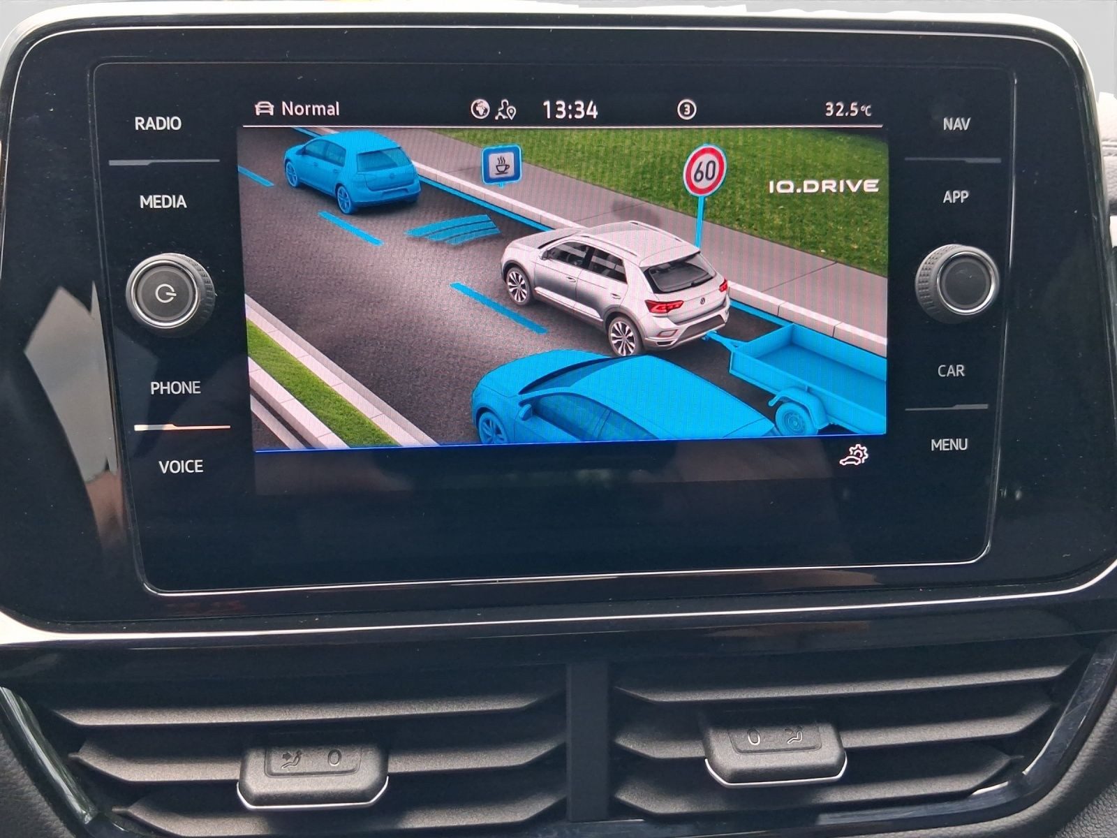Volkswagen T-Roc – Bild 13