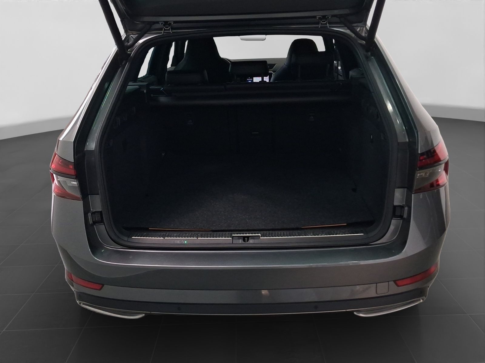 Skoda Superb – Bild 17