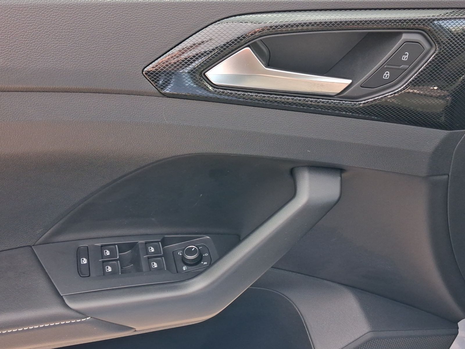 Volkswagen T-Cross – Bild 8