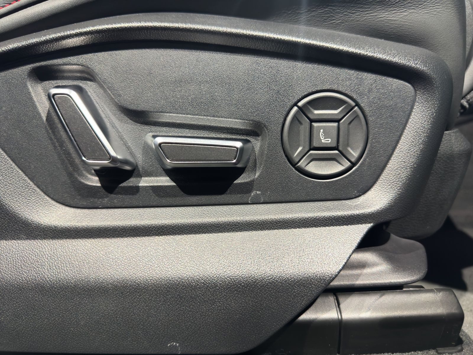 Audi RS Q8 – Foto 19