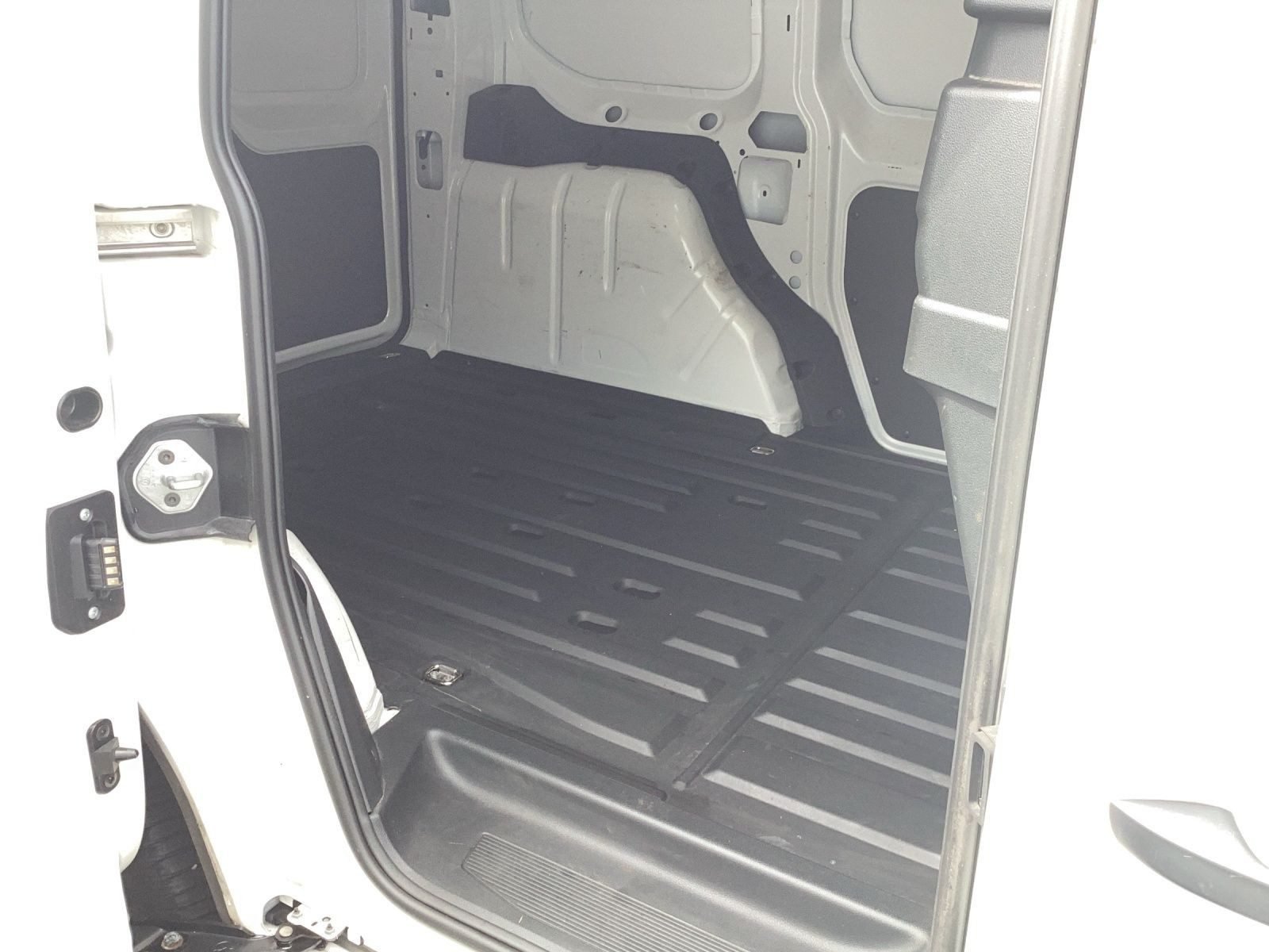 Volkswagen Caddy – Bild 7