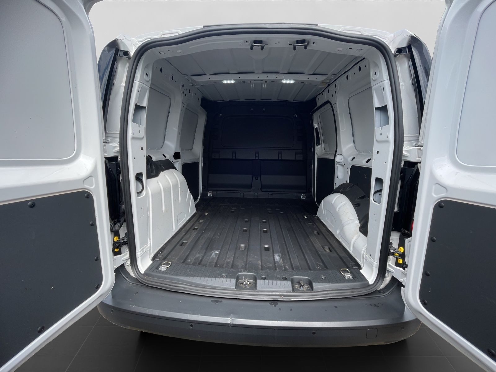 Volkswagen Caddy – Bild 18