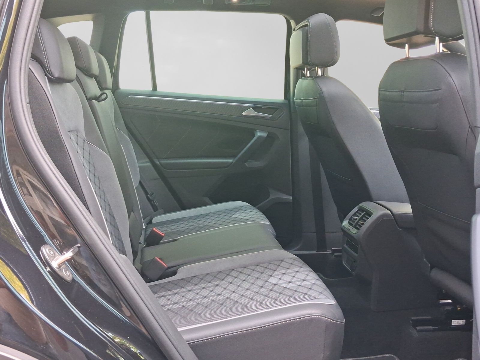 Volkswagen Tiguan – Foto 6