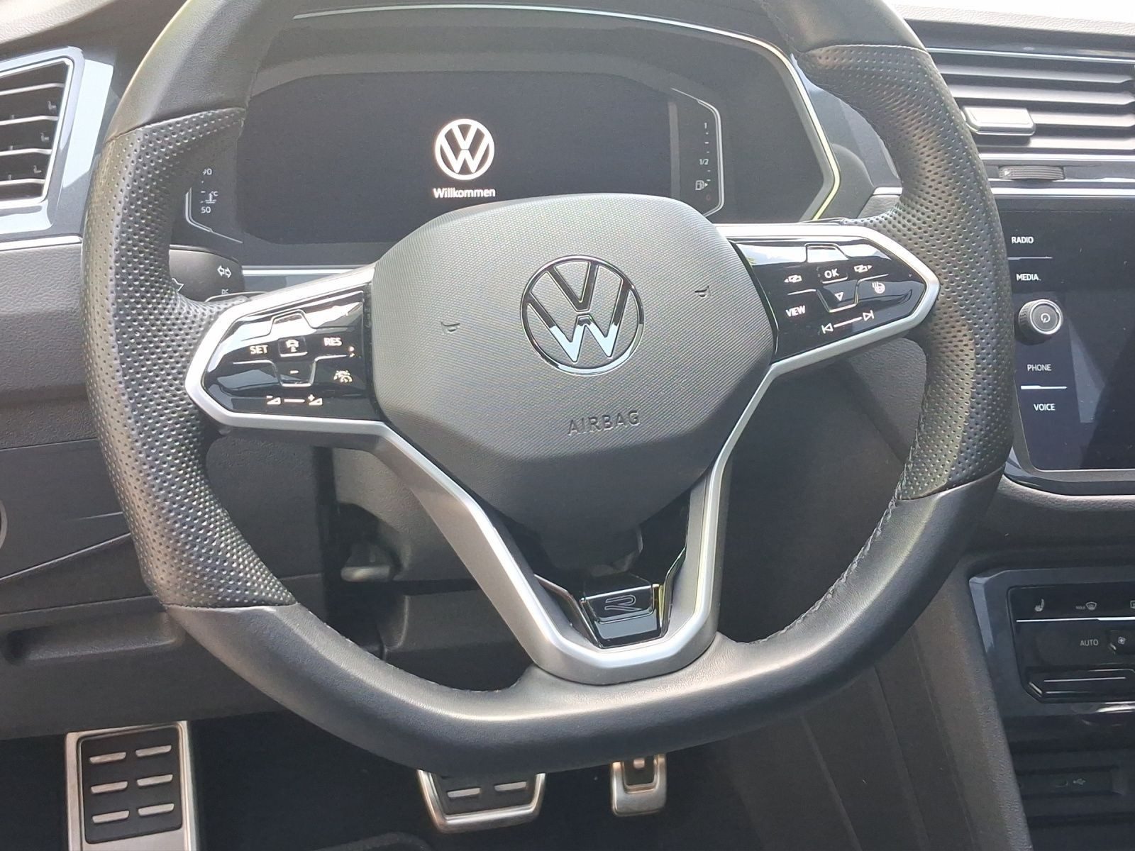 Volkswagen Tiguan – Foto 9