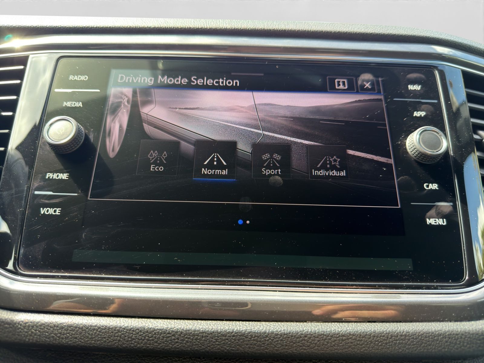 Volkswagen T-Roc – Foto 15