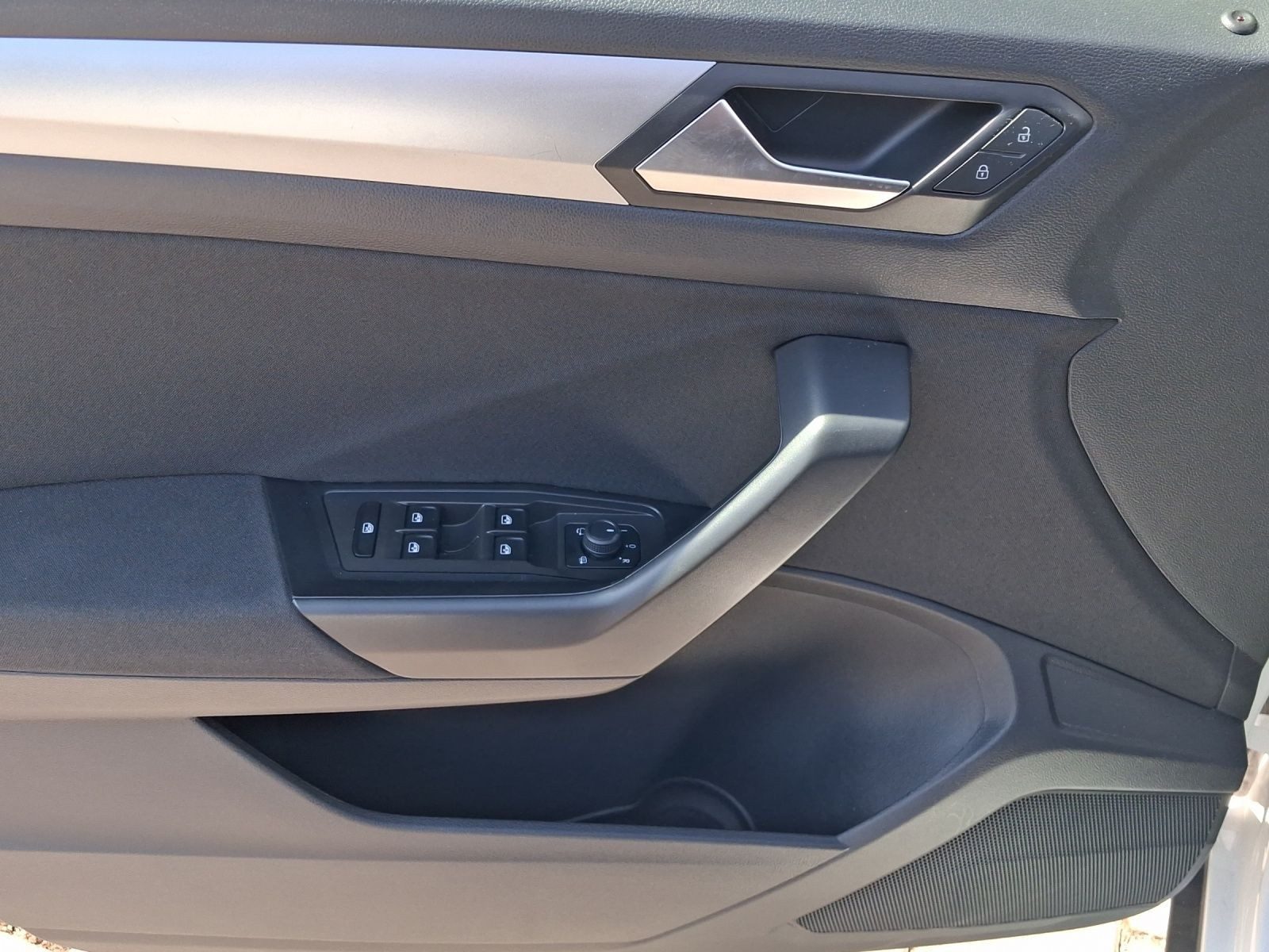 Volkswagen T-Roc – Bild 8