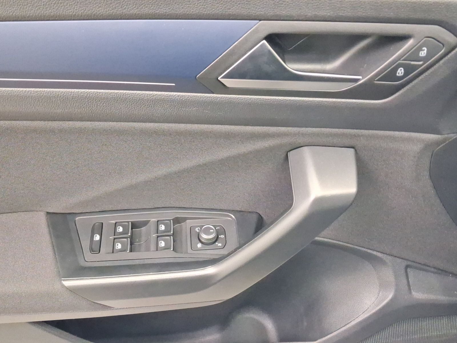 Volkswagen T-Roc – Bild 8