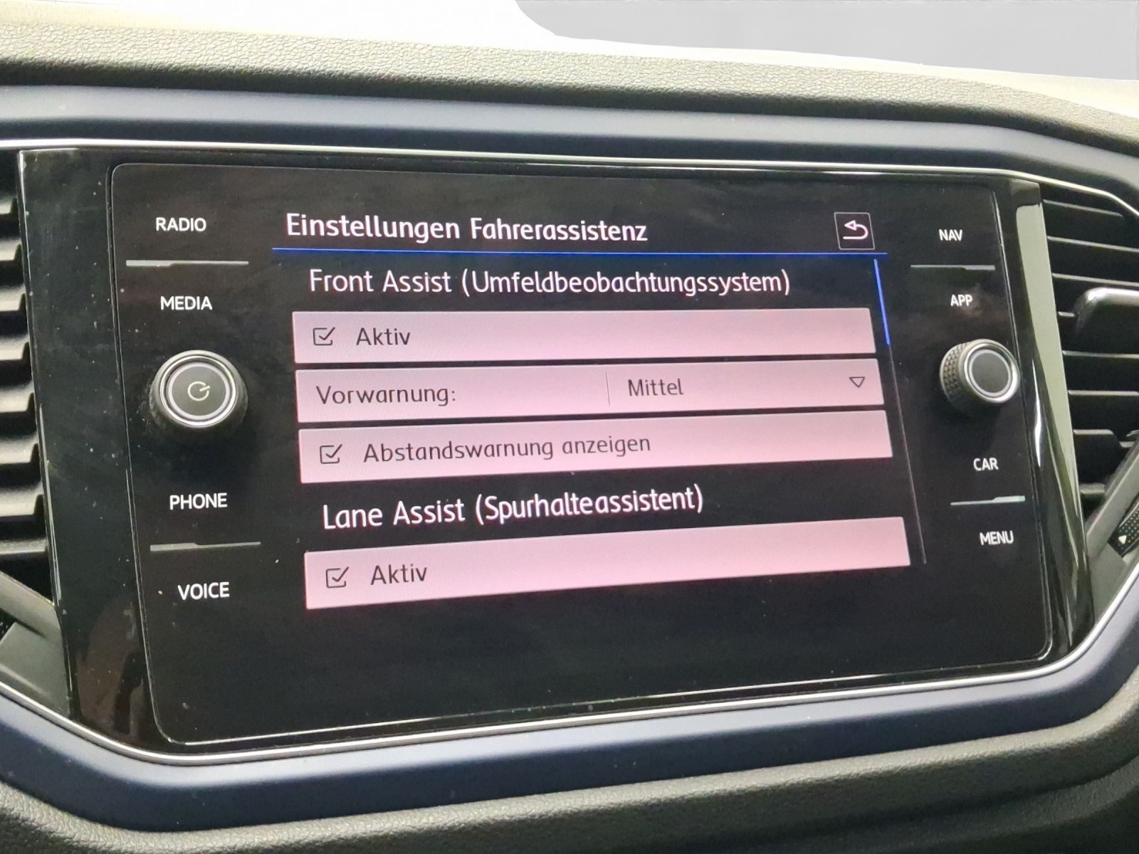Volkswagen T-Roc – Bild 12