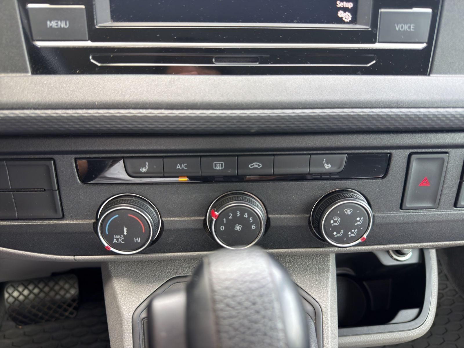 Volkswagen T6.1 Pritsche – Bild 14