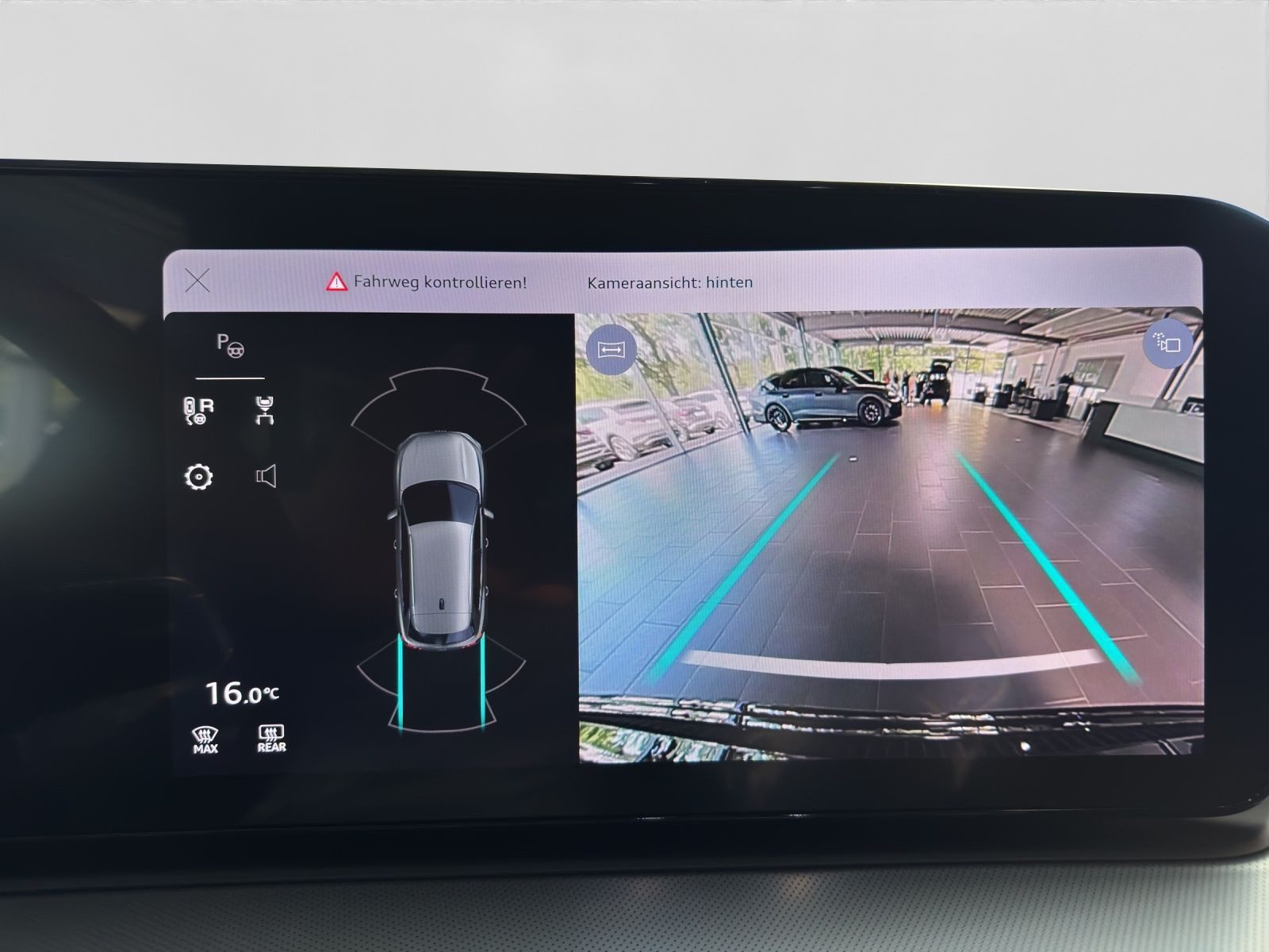 Audi Q3 – Foto 12