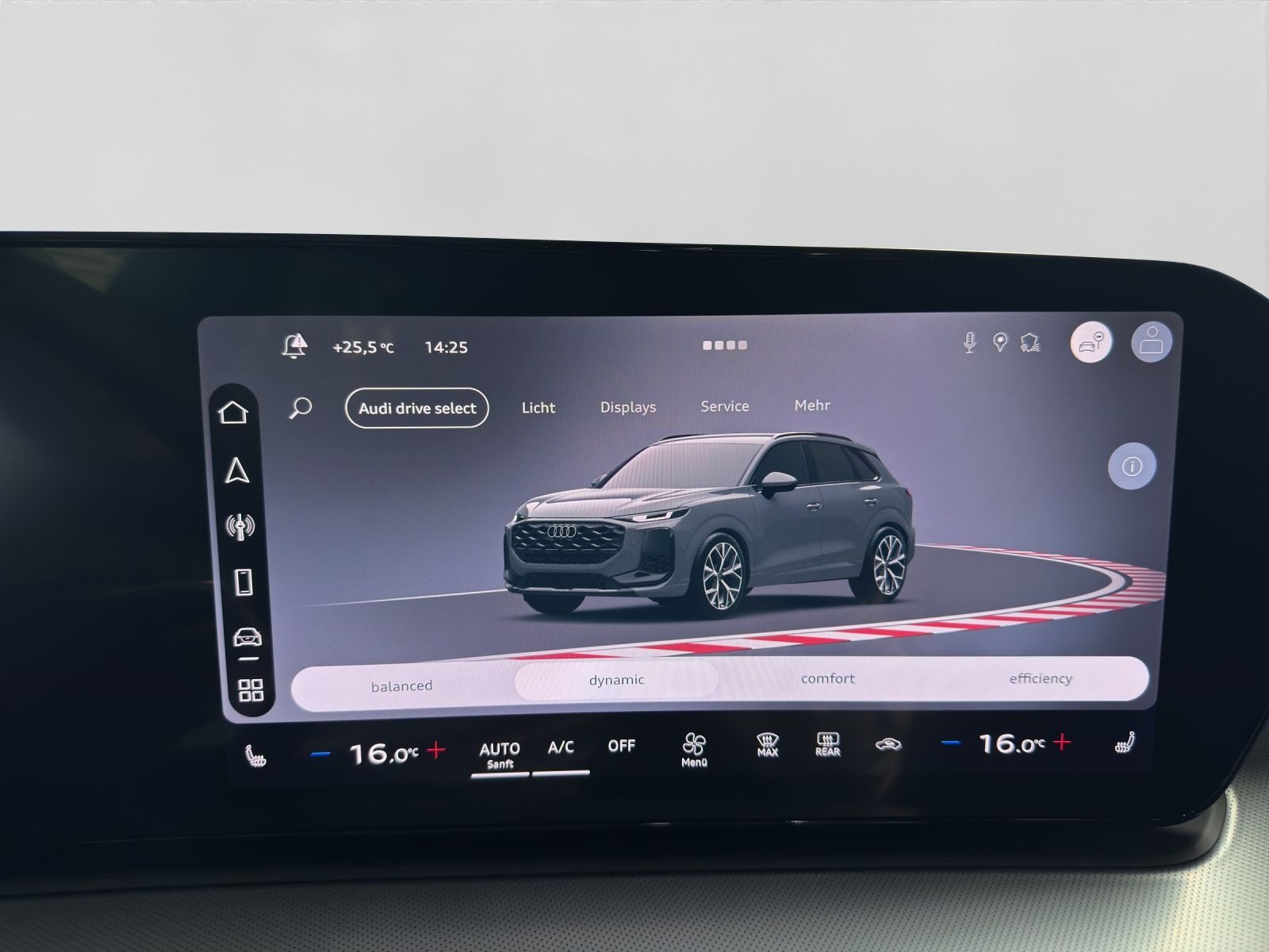 Audi Q3 – Foto 15