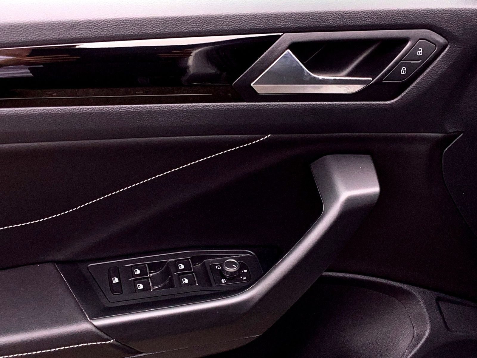 Volkswagen T-Roc – Bild 8