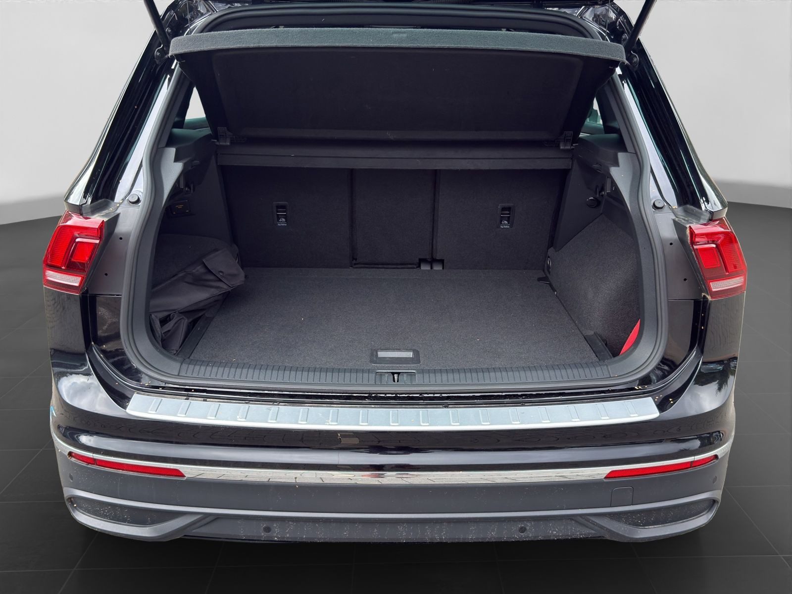 Volkswagen Tiguan – Bild 17