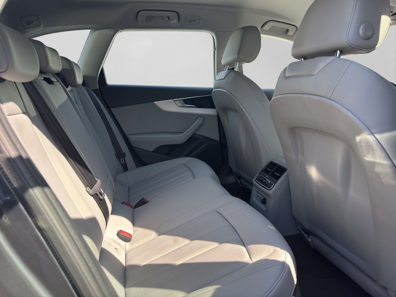 Audi A4 Avant – Bild 6