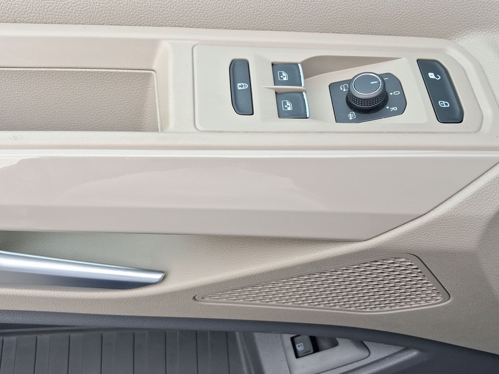Volkswagen T7 Multivan – Bild 8