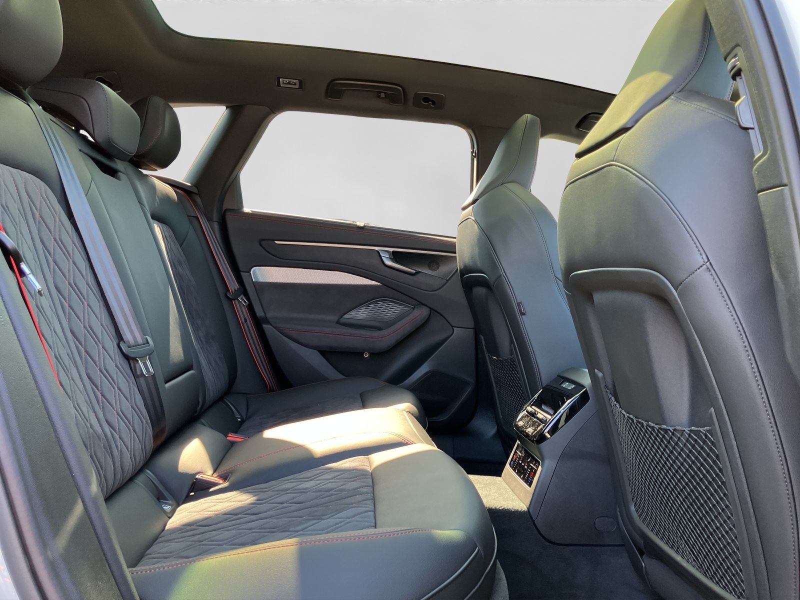 Audi A6 Avant – Bild 6