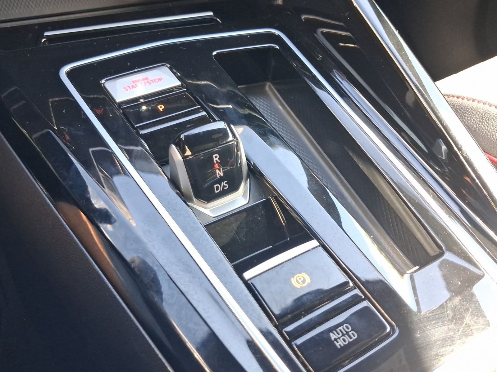 Volkswagen Golf GTI – Bild 11