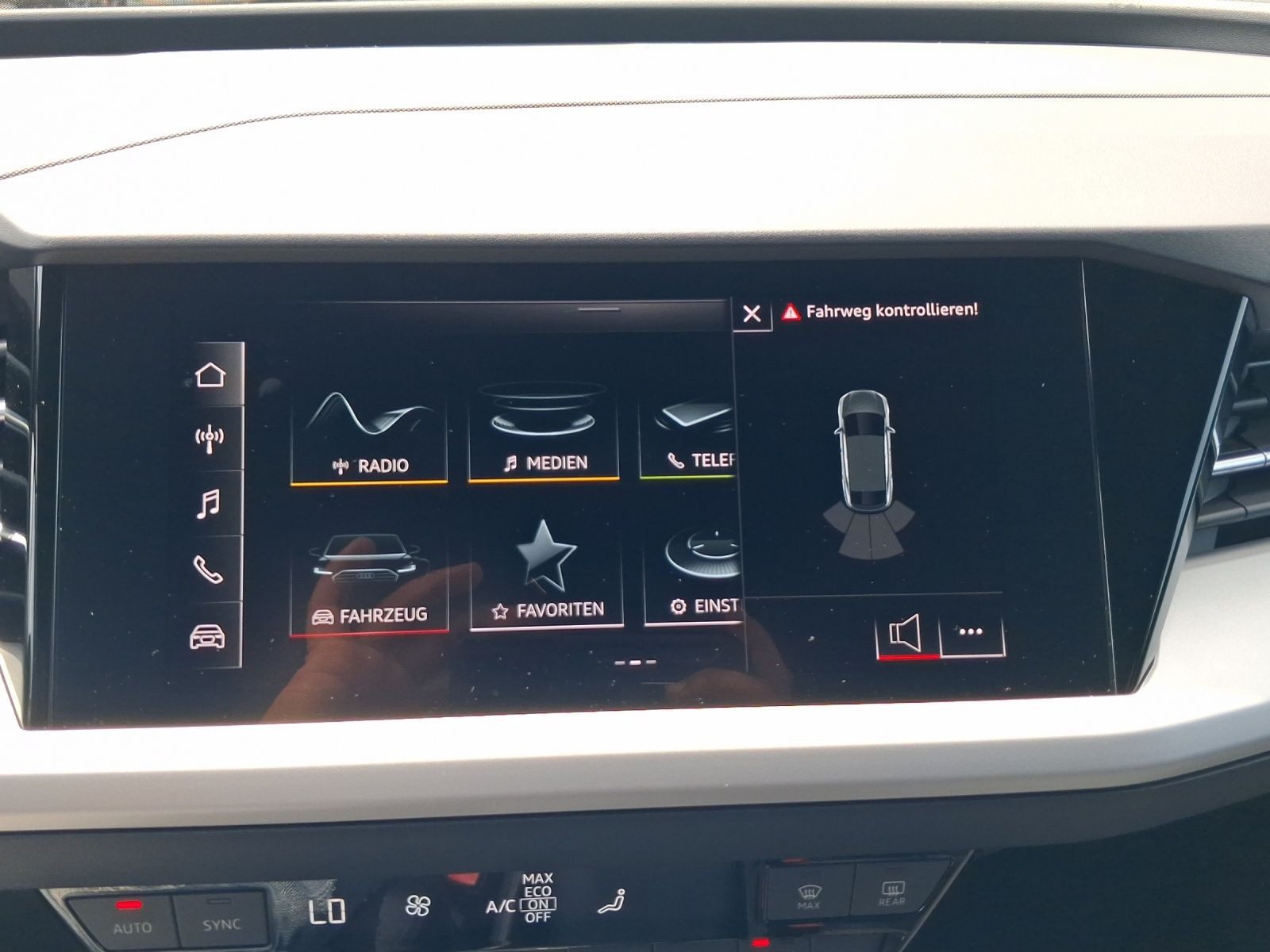 Audi Q4 Sportback e-tron – Bild 12
