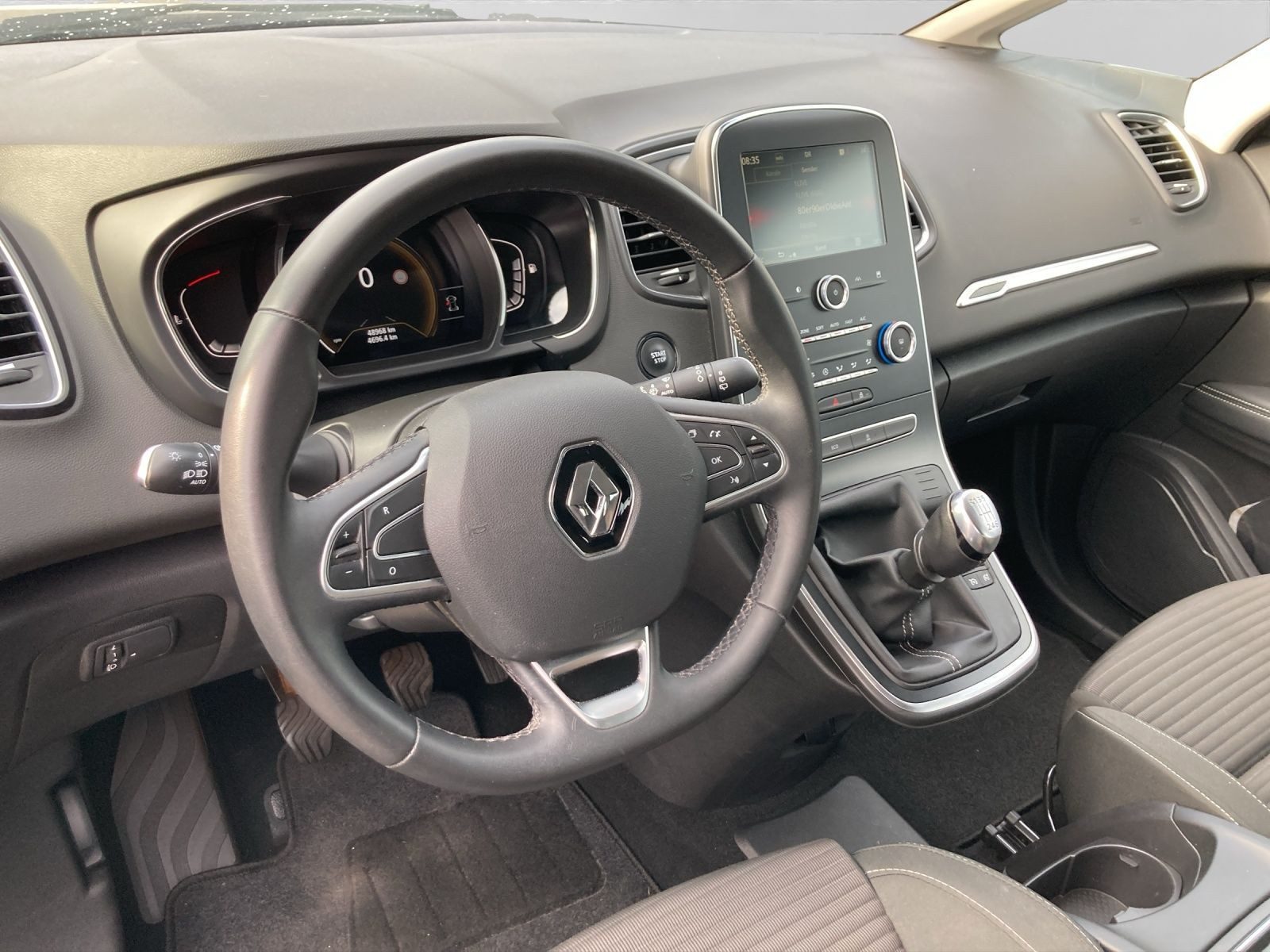 Renault Scenic – Foto 9