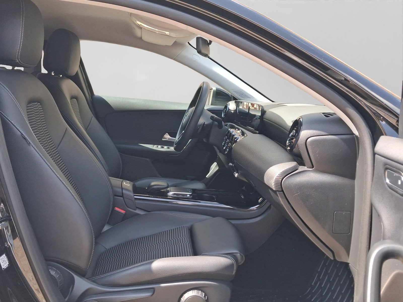 Mercedes-Benz A 180 – Bild 4