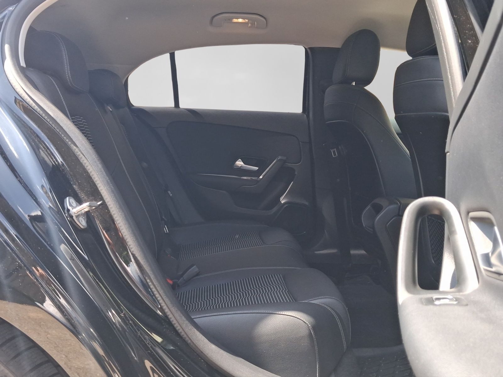 Mercedes-Benz A 180 – Bild 6