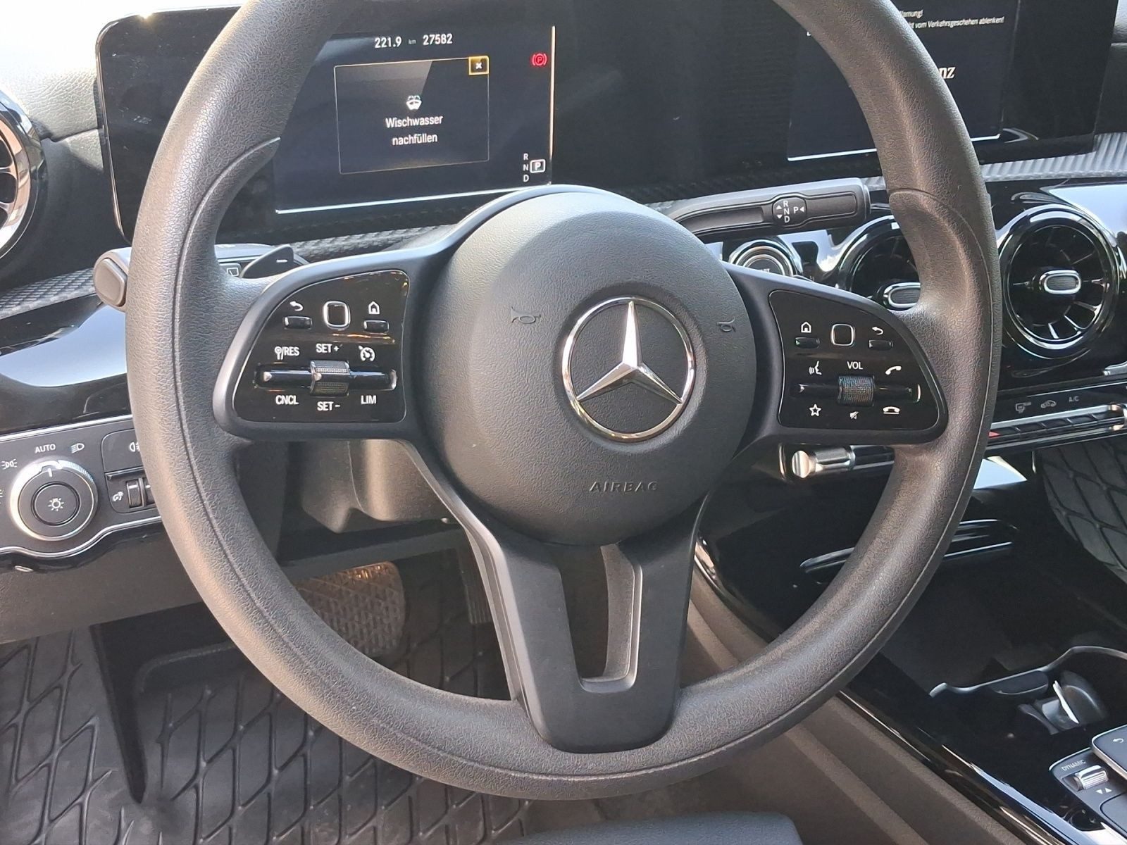Mercedes-Benz A 180 – Bild 9
