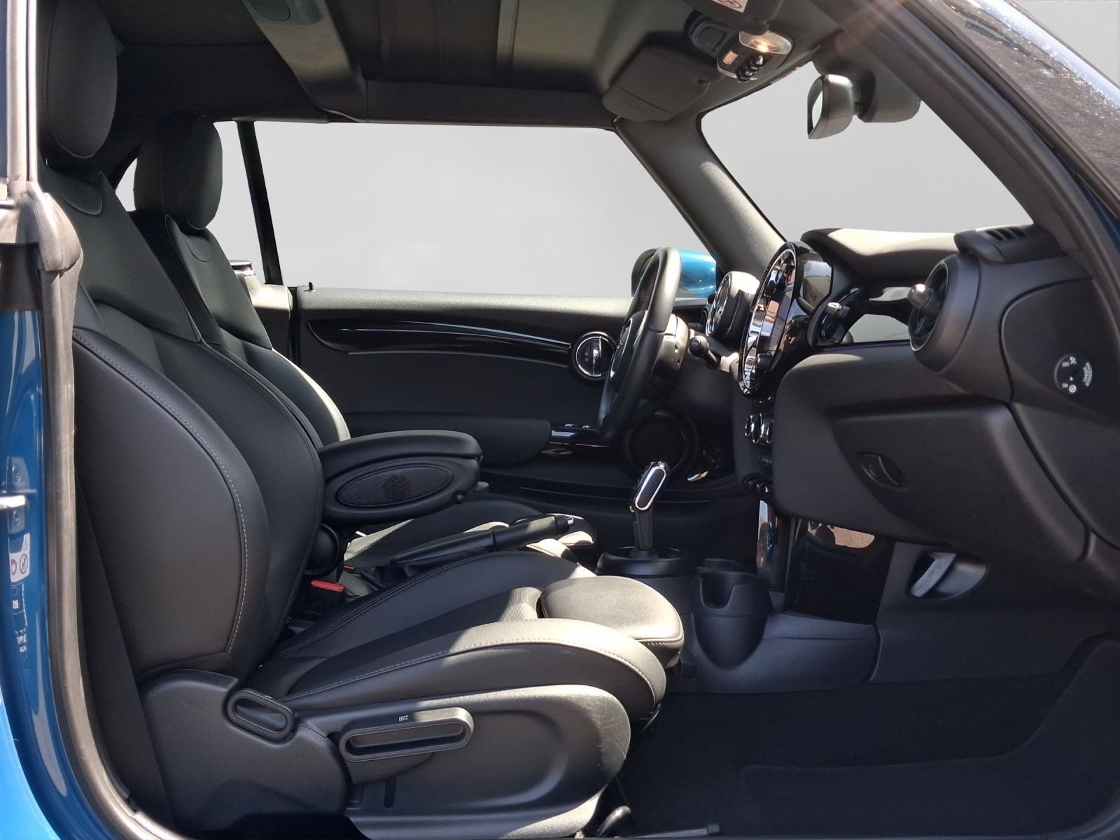 MINI (BMW) Cooper Cabrio – Bild 4