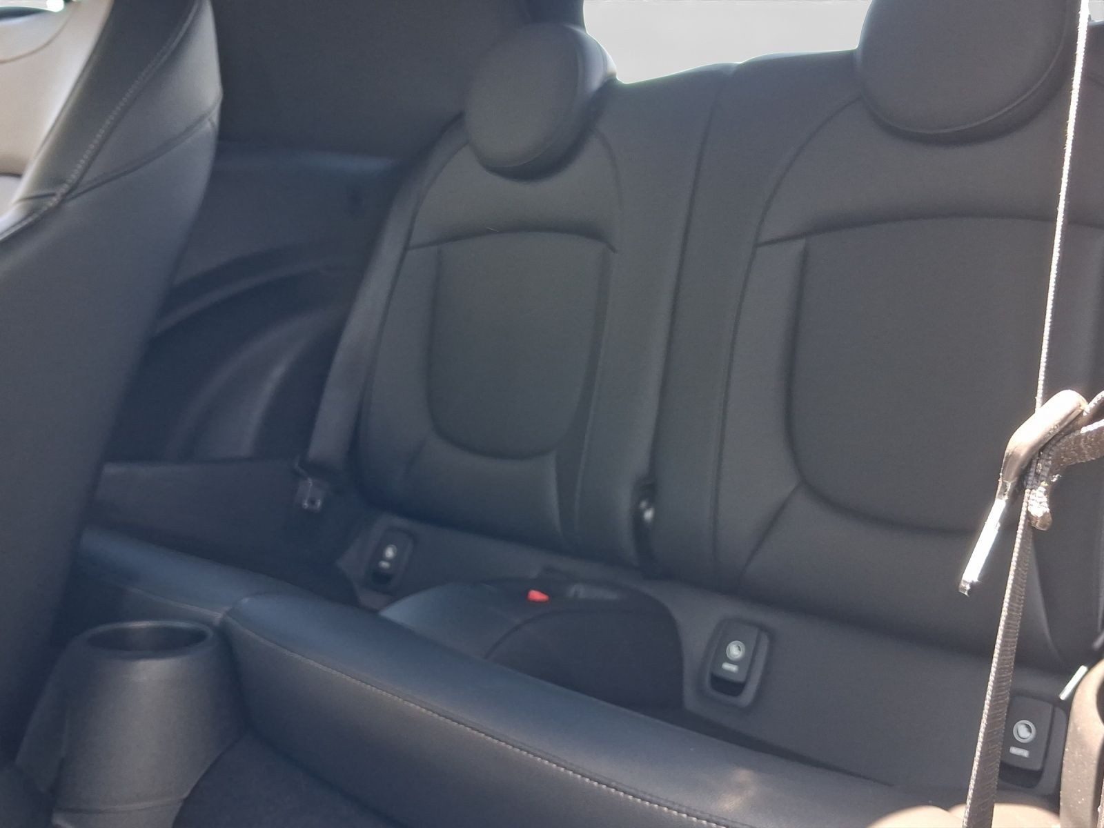 MINI (BMW) Cooper Cabrio – Bild 6