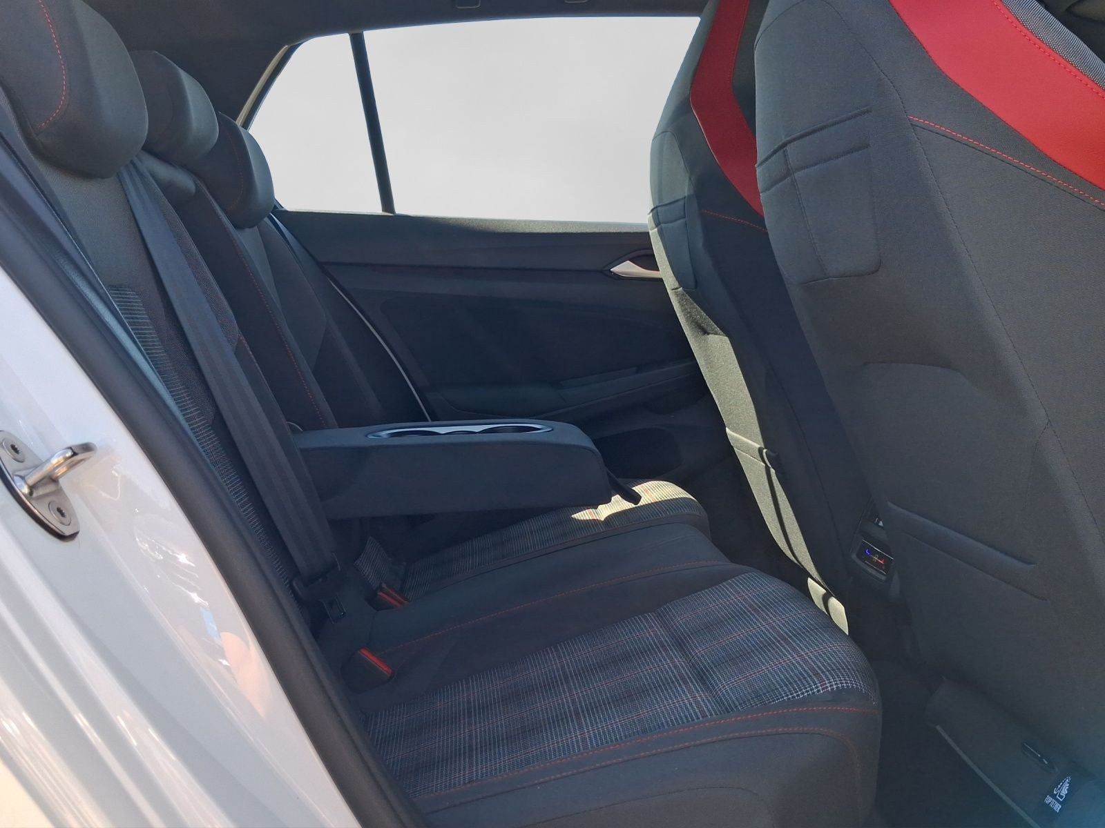 Volkswagen Golf GTI – Bild 6