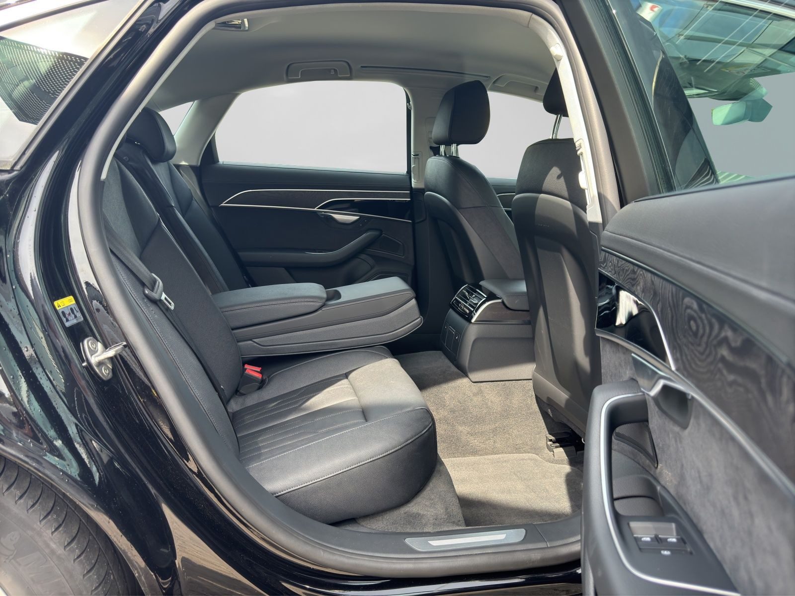 Audi A8 – Bild 6