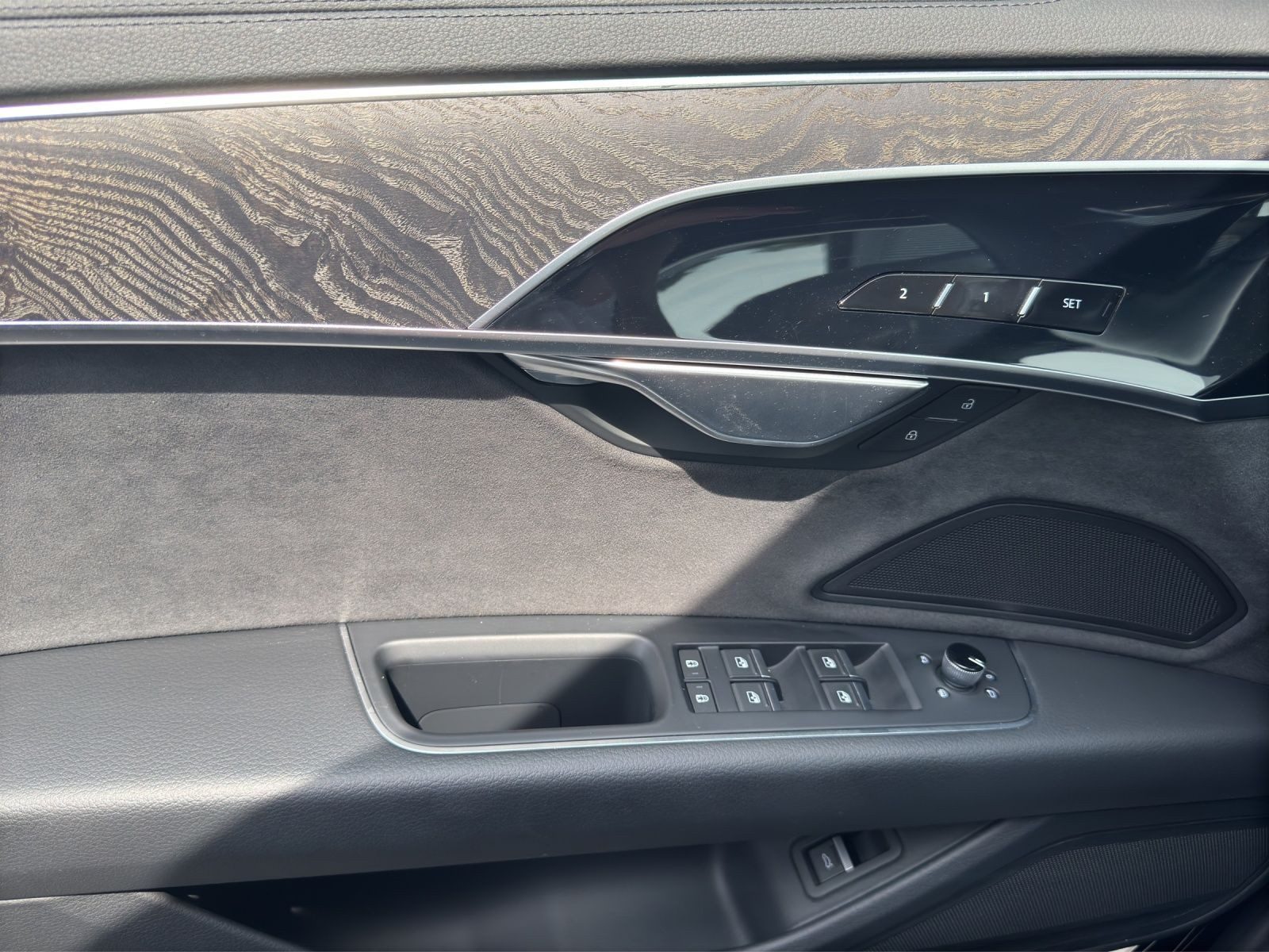 Audi A8 – Bild 8