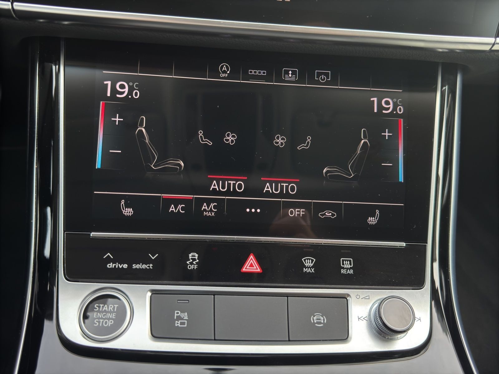 Audi A8 – Bild 16