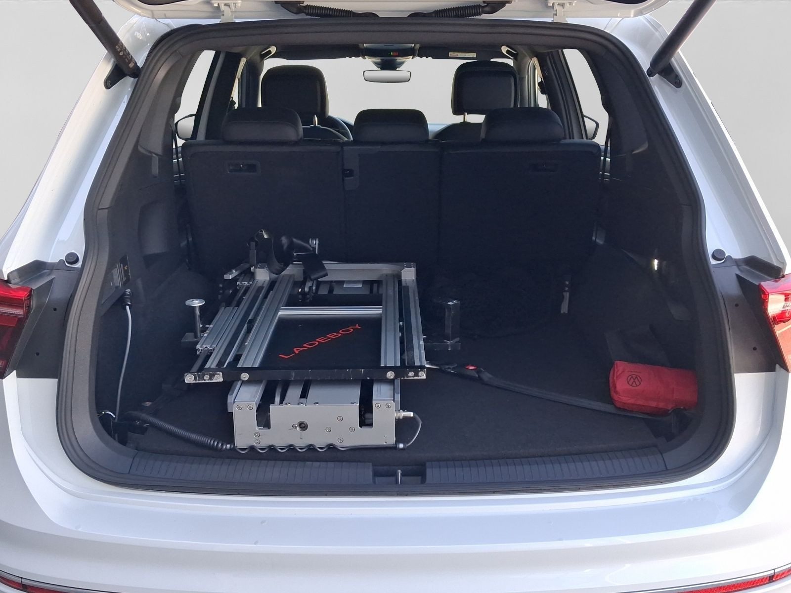 Volkswagen Tiguan Allspace – Bild 15