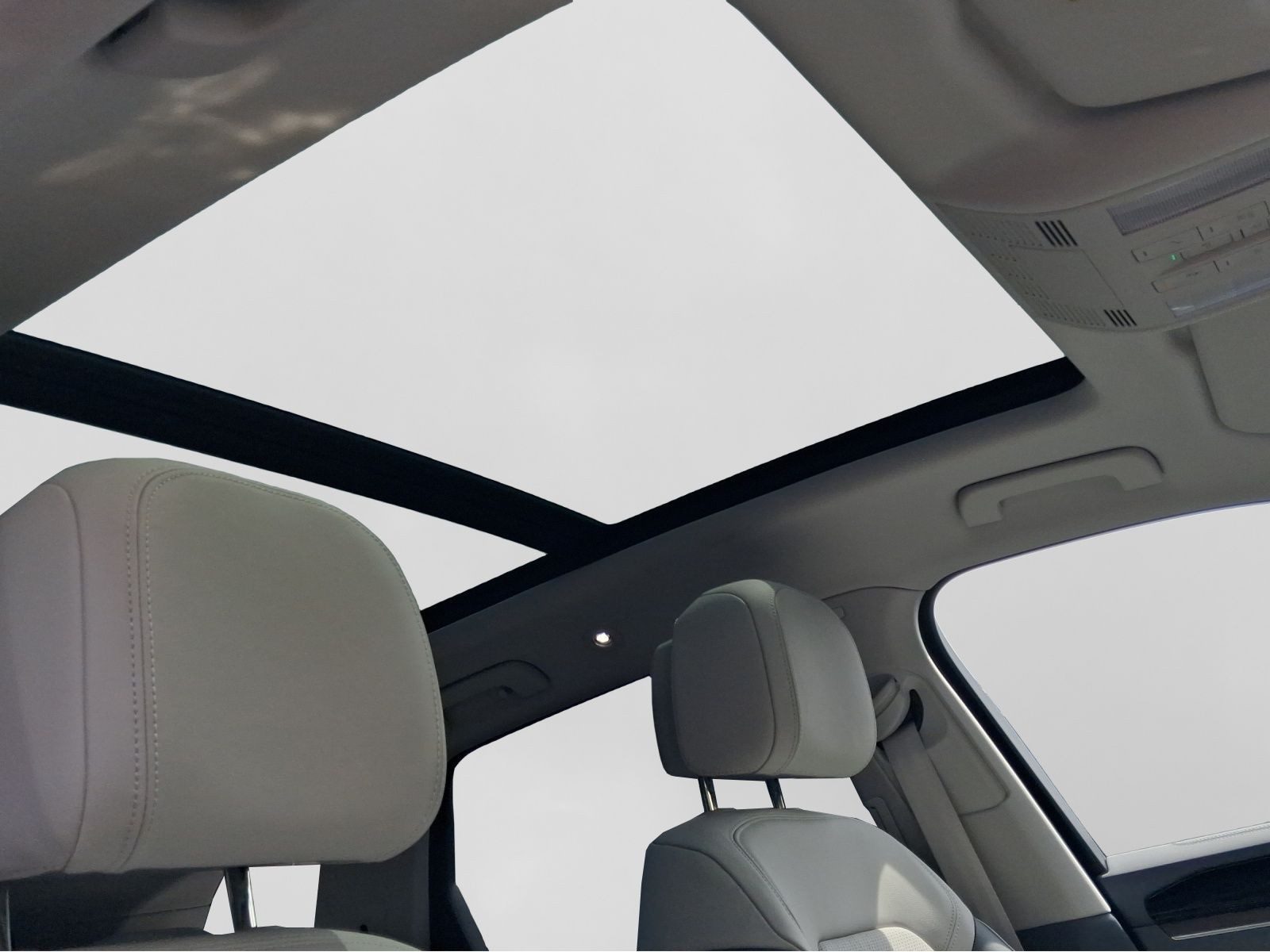 Volkswagen Touareg – Bild 17