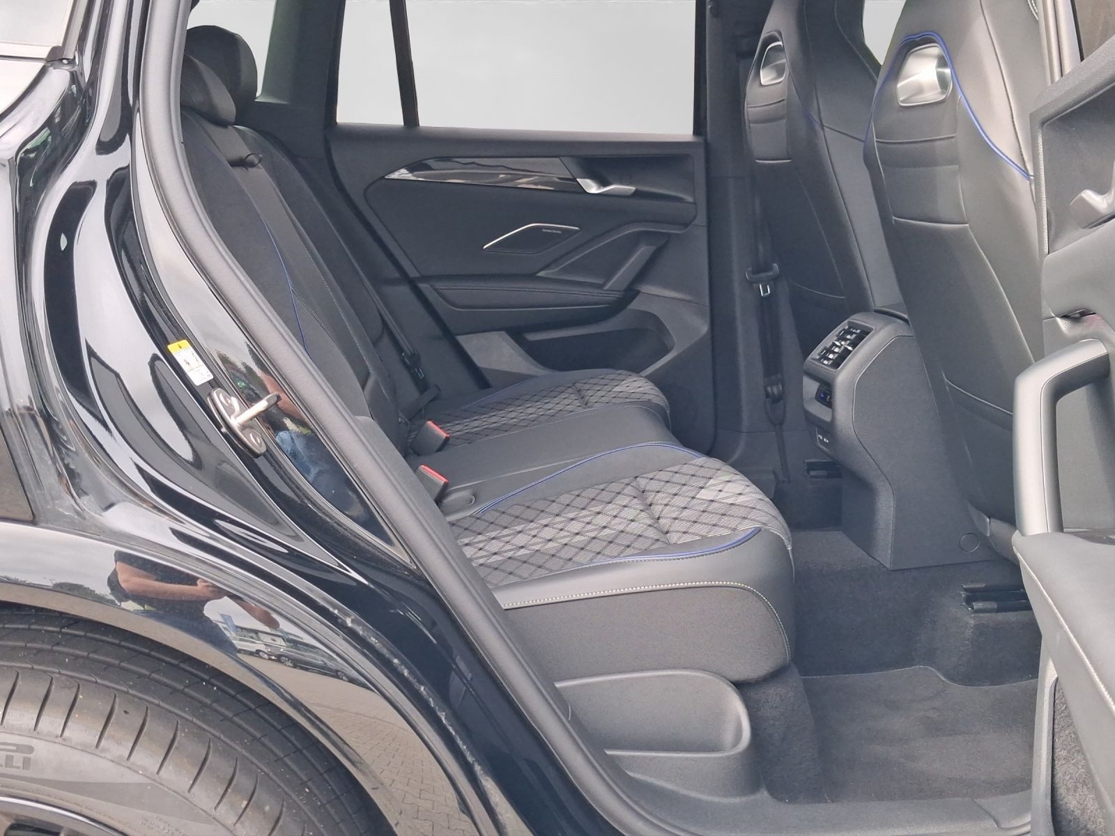Volkswagen Tiguan – Bild 6