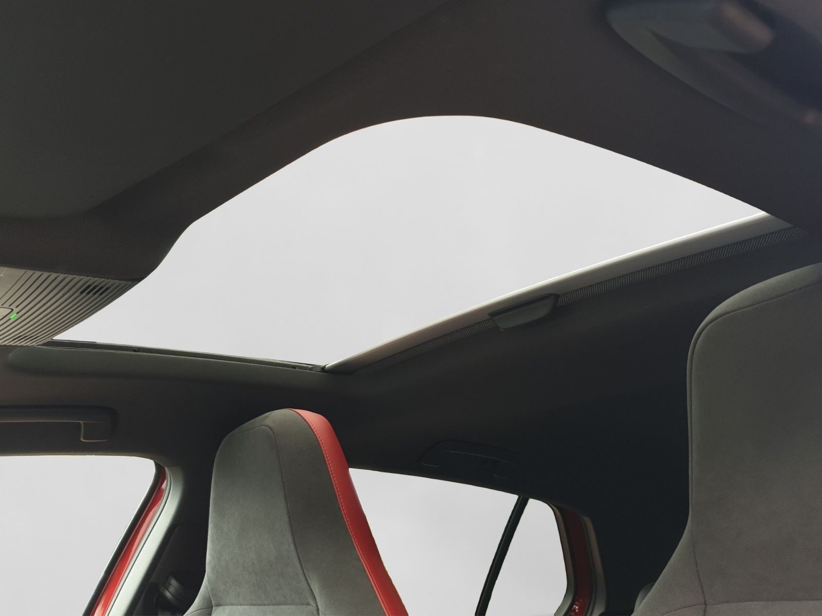 Volkswagen Golf GTI – Bild 18