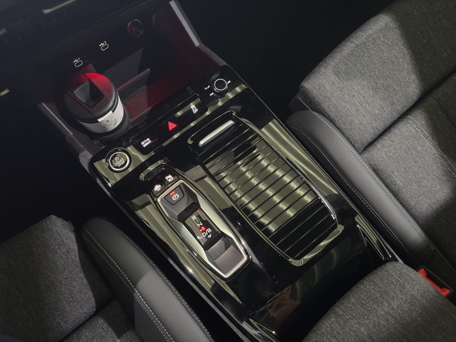 Audi Q6 e-tron – Bild 11