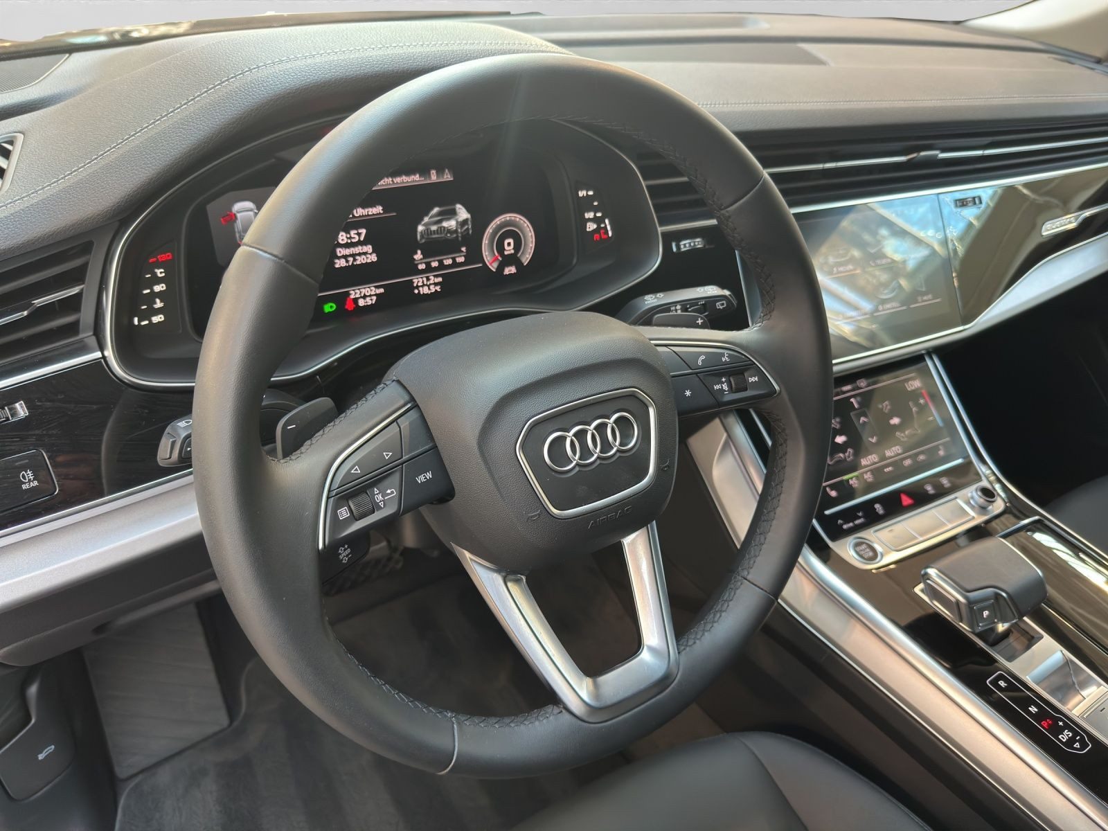Audi Q8 – Foto 9