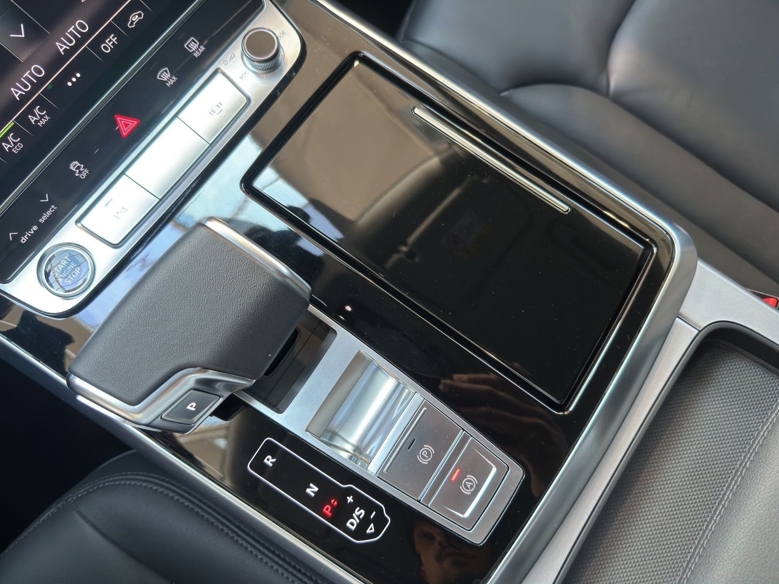 Audi Q8 – Foto 11