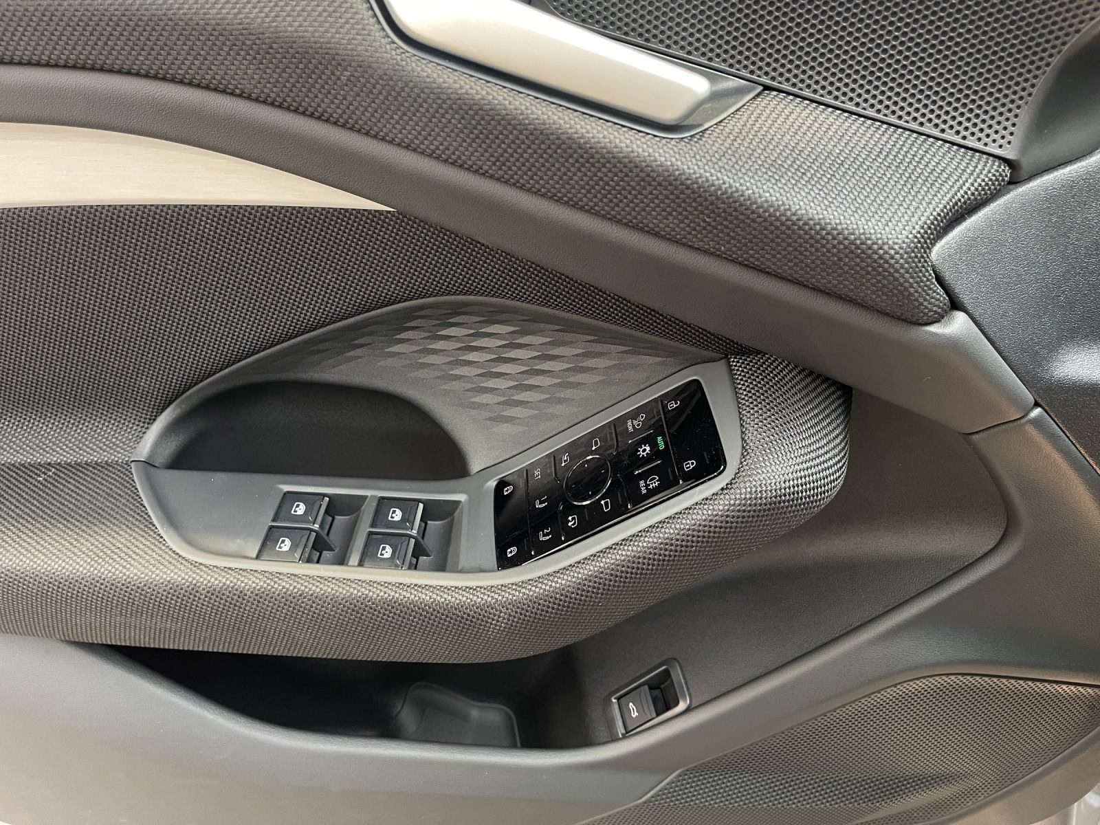 Audi A6 Avant – Foto 8
