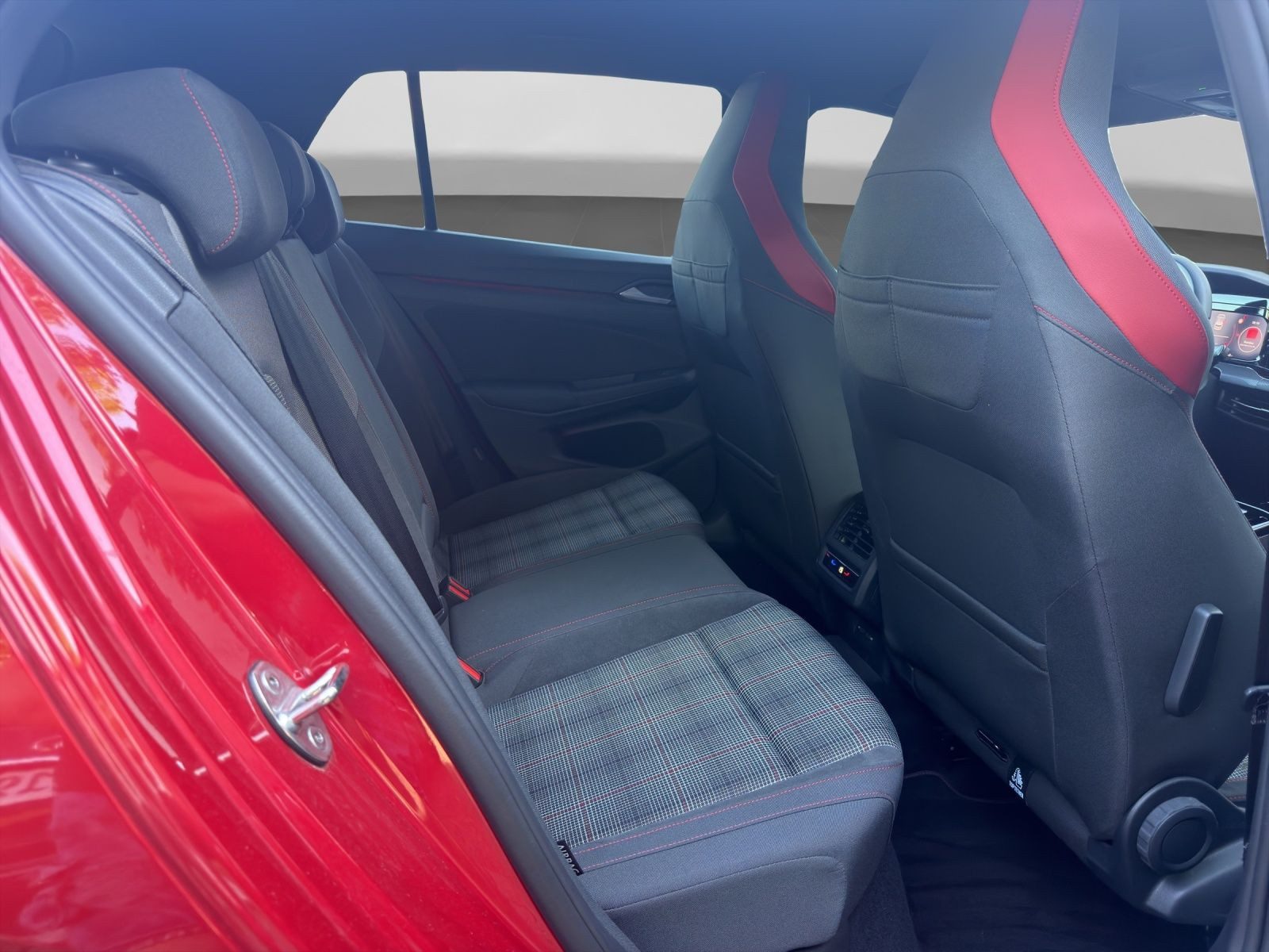Volkswagen Golf GTI – Bild 6