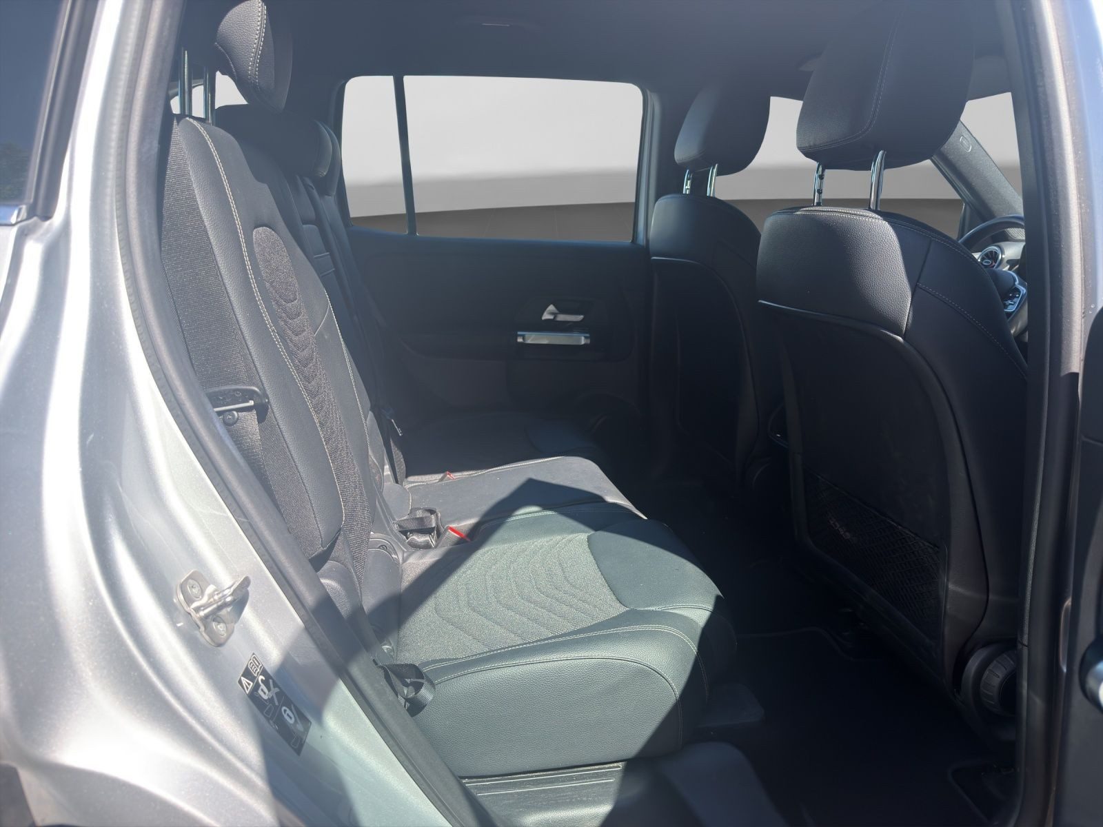 Mercedes-Benz EQB – Foto 6