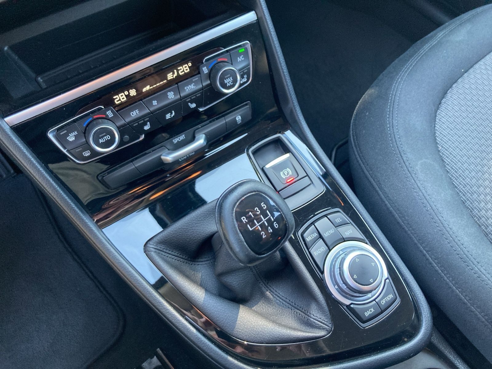 BMW 218d – Bild 11