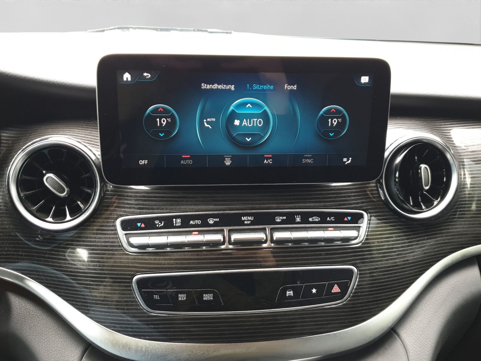 Mercedes-Benz V 250 – Bild 15