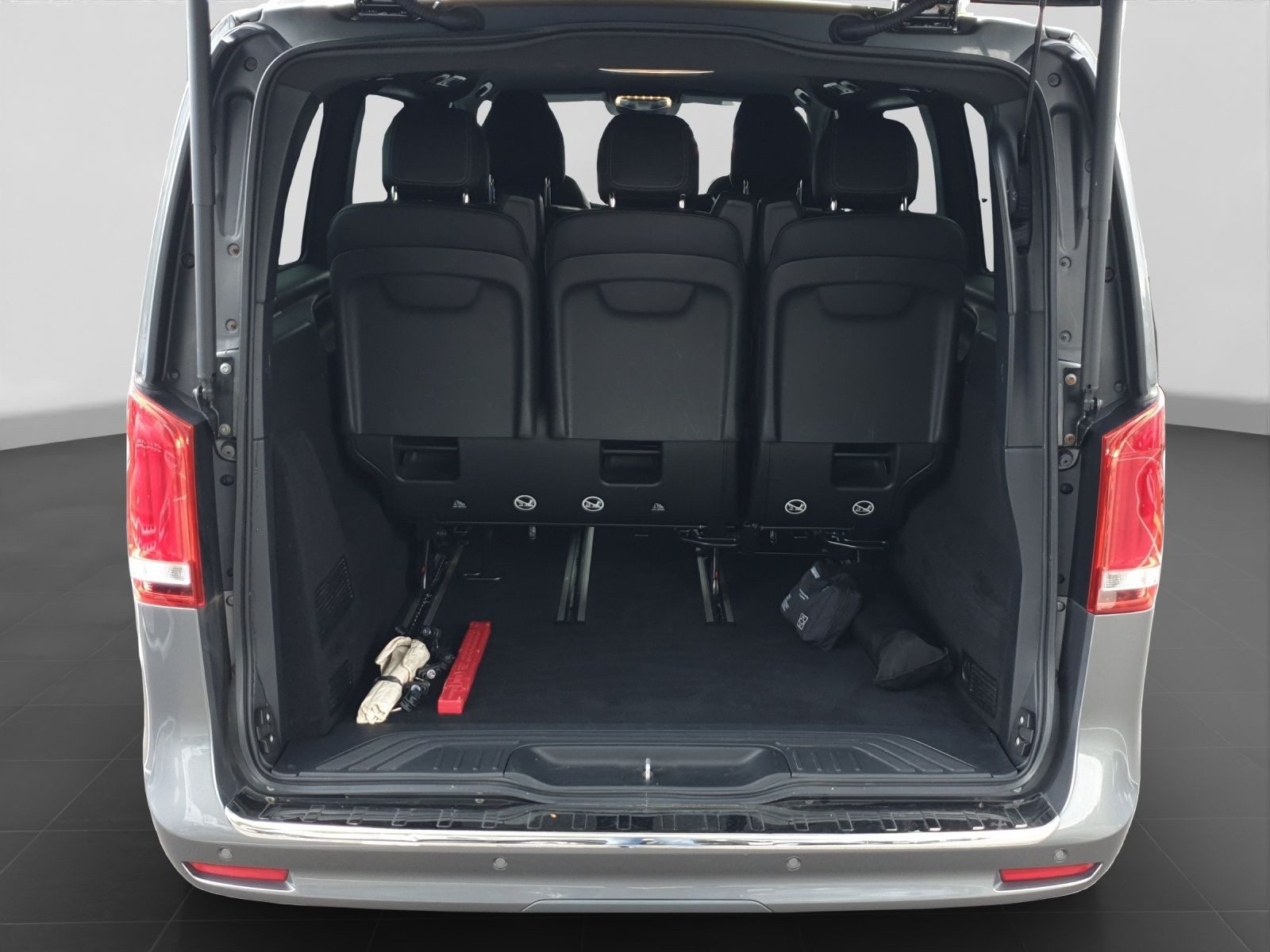 Mercedes-Benz V 250 – Bild 16