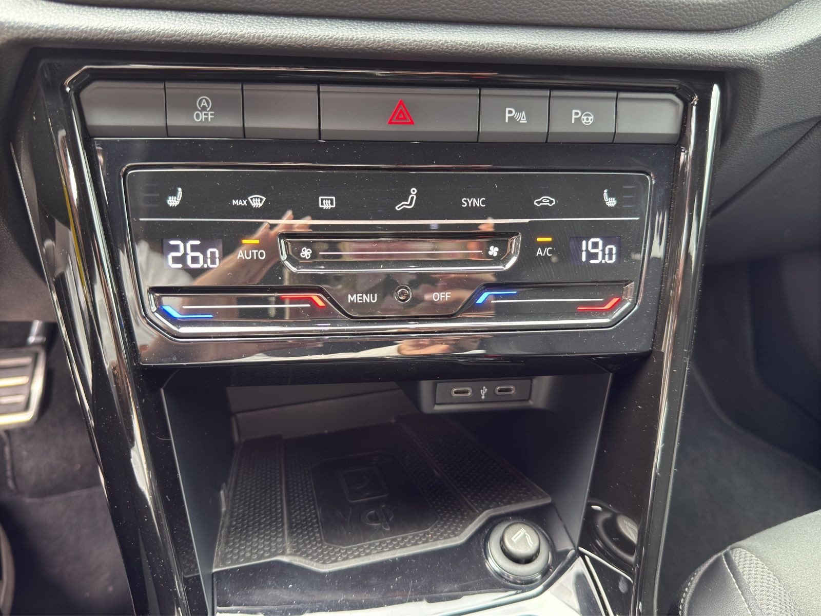 Volkswagen T-Roc – Foto 15
