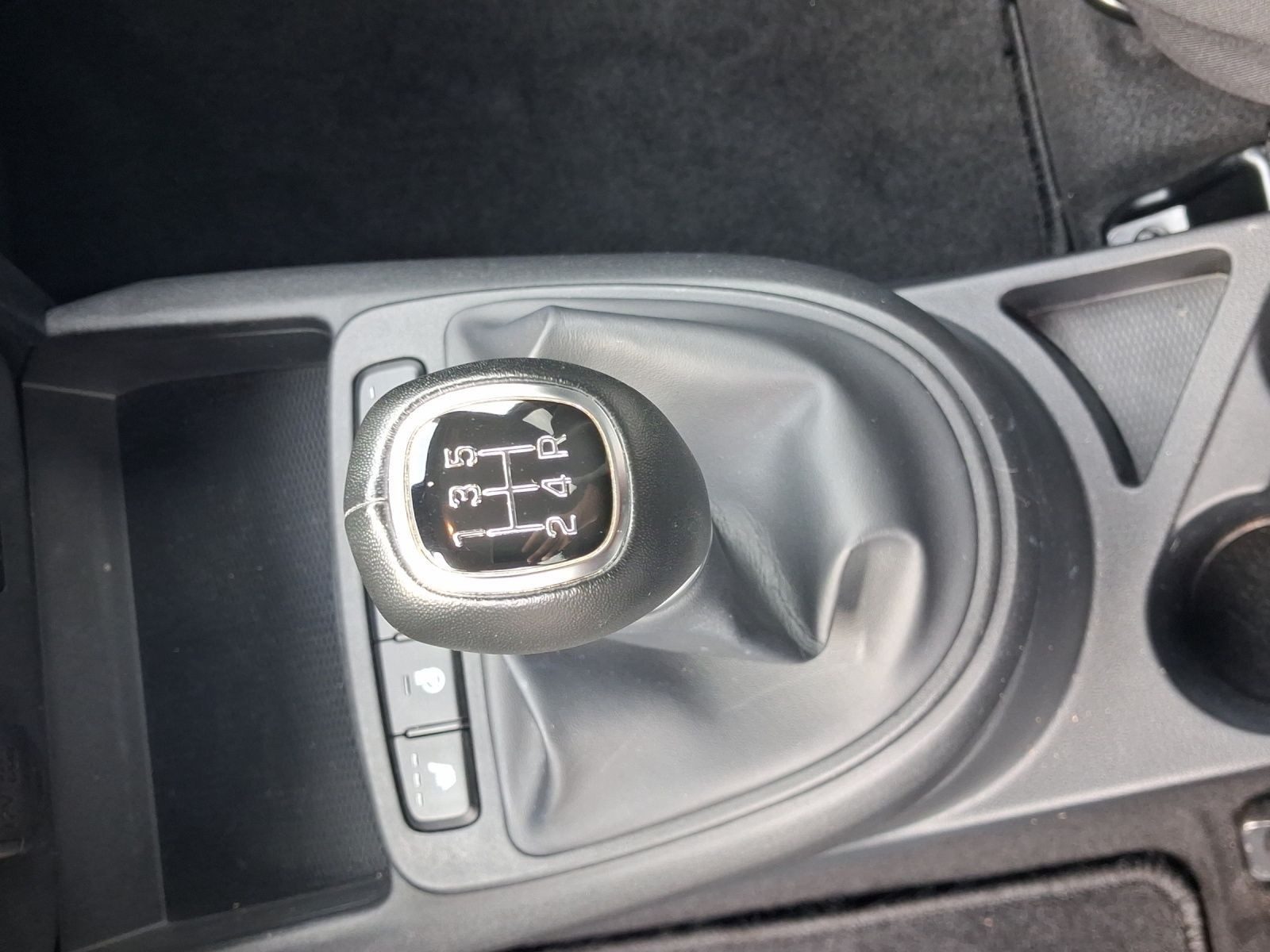 Hyundai i10 – Bild 11