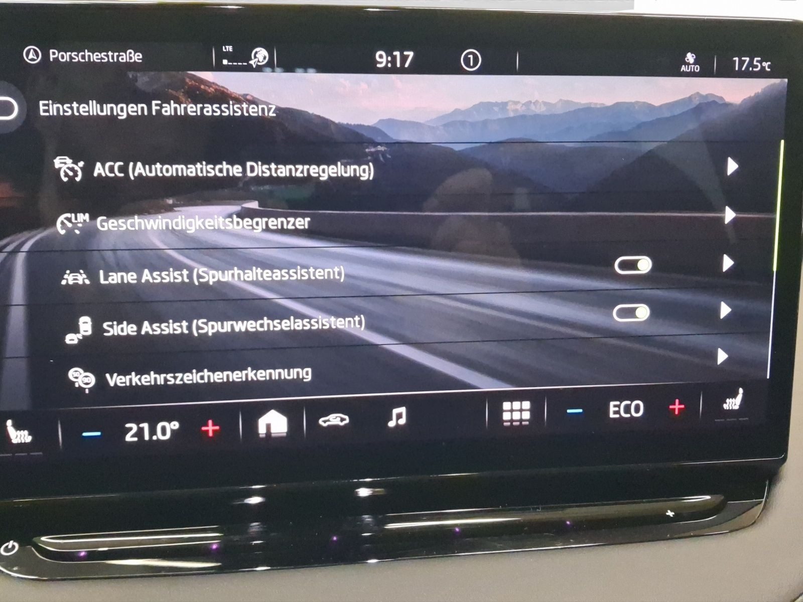 Skoda Enyaq – Foto 12